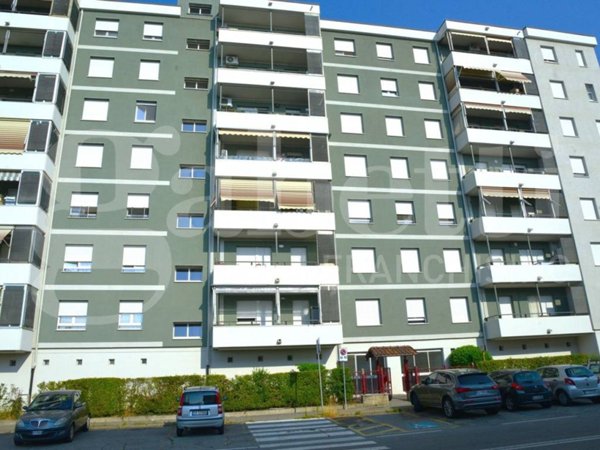 appartamento in vendita a Collegno in zona Savonera