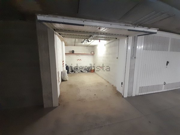 box auto in vendita a Collegno in zona Leumann