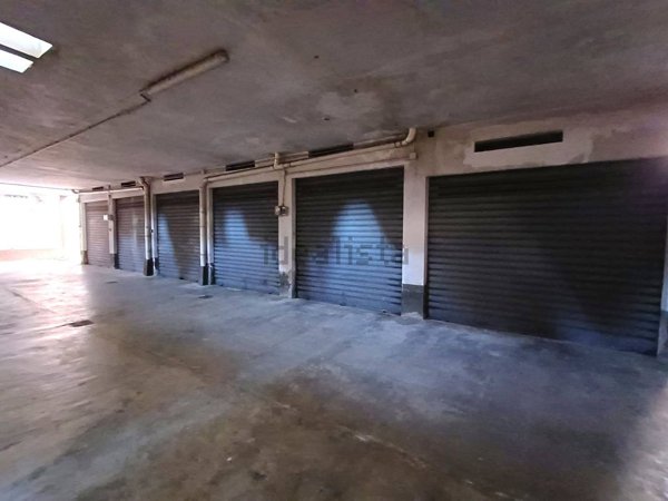 box auto in vendita a Collegno in zona Leumann