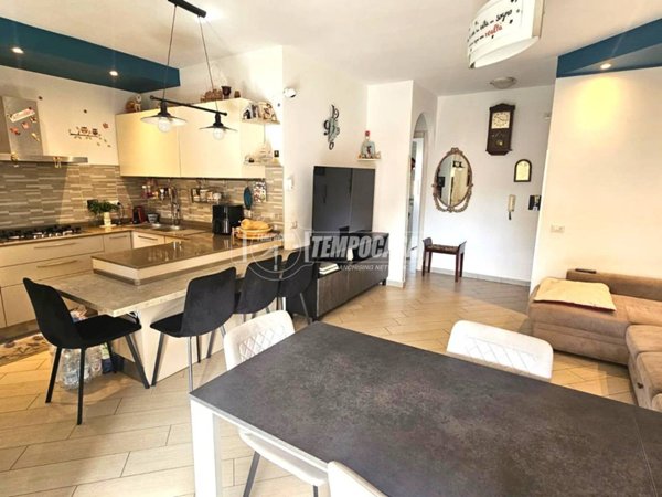 appartamento in vendita a Collegno in zona Savonera