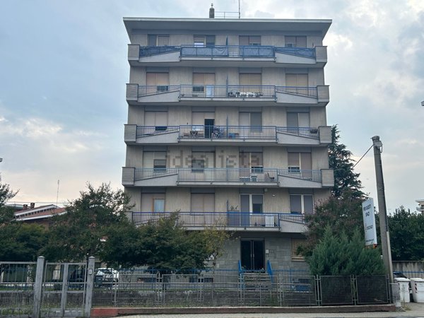 appartamento in vendita a Collegno in zona Savonera