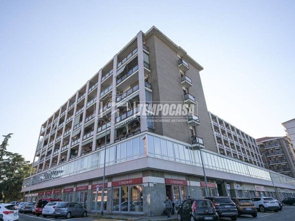 appartamento in vendita a Collegno in zona Leumann