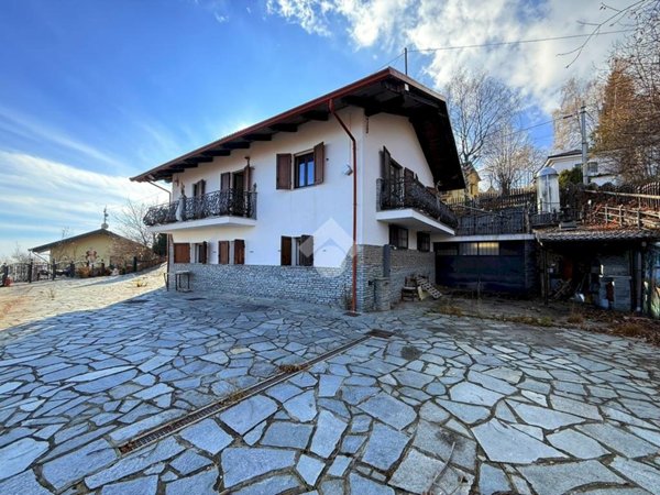 casa indipendente in vendita a Colleretto Castelnuovo