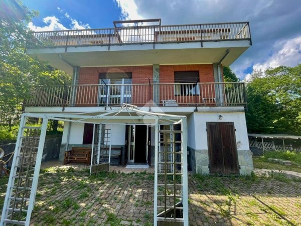 casa indipendente in vendita a Colleretto Castelnuovo