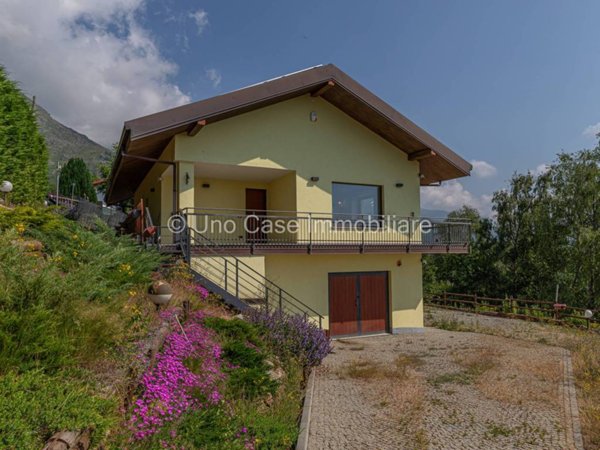 casa indipendente in vendita a Colleretto Castelnuovo
