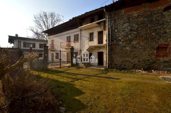casa indipendente in vendita a Colleretto Giacosa