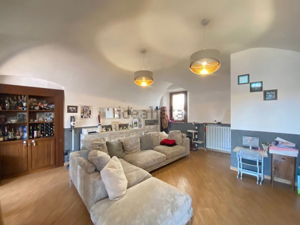casa indipendente in vendita a Colleretto Giacosa