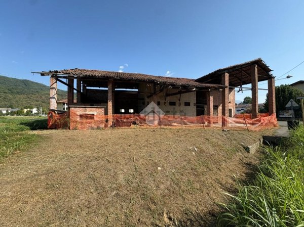 casale in vendita a Colleretto Giacosa