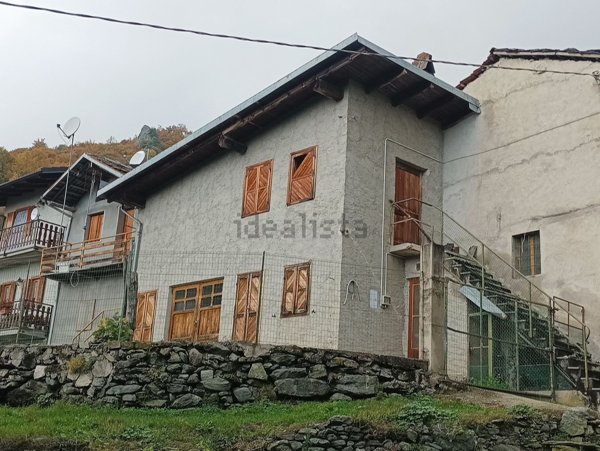 quadrivano in vendita a Condove