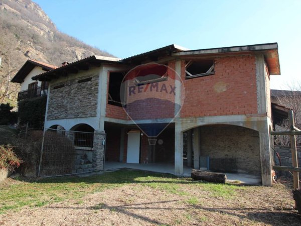 casa indipendente in vendita a Condove in zona Poisatto
