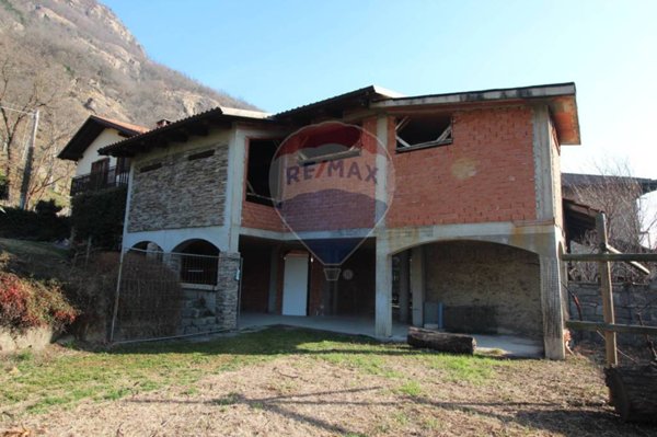 casa indipendente in vendita a Condove in zona Poisatto