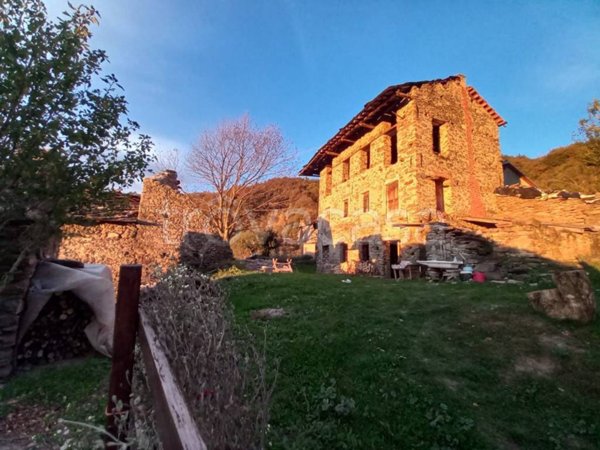 casa indipendente in vendita a Condove in zona Bigliasco