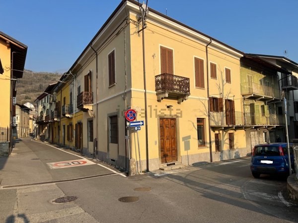 casa semindipendente in vendita a Condove