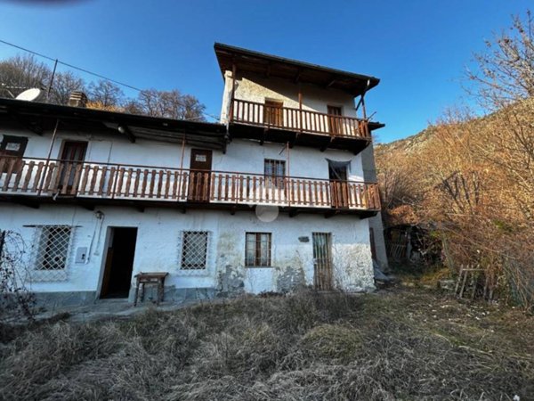 casa semindipendente in vendita a Condove in zona Bellafugera