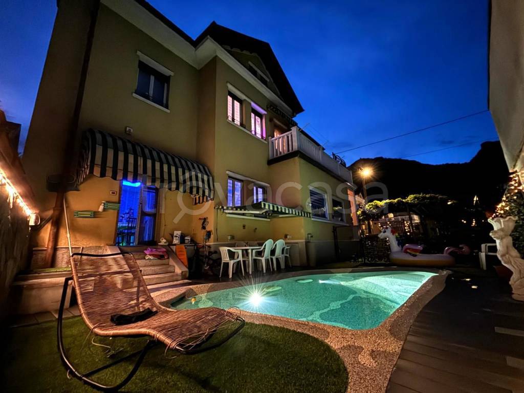 casa indipendente in vendita a Condove