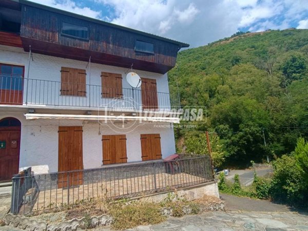 casa indipendente in vendita a Condove