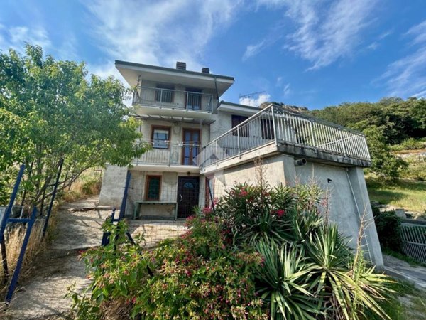 casa semindipendente in vendita a Condove