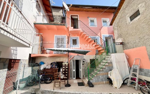 casa indipendente in vendita a Condove