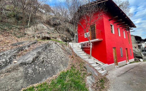 casa indipendente in vendita a Condove in zona Poisatto