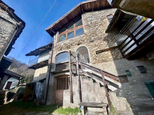 casa semindipendente in vendita a Condove in zona Magnoletto