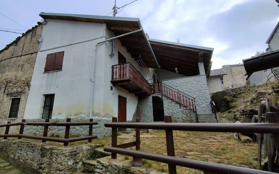 casa indipendente in vendita a Condove