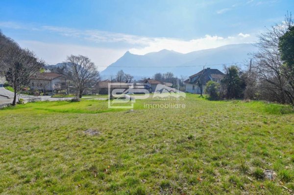terreno edificabile in vendita a Condove in zona Magnoletto