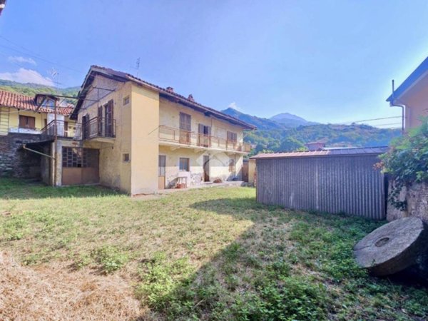 casa indipendente in vendita a Condove in zona Cascina