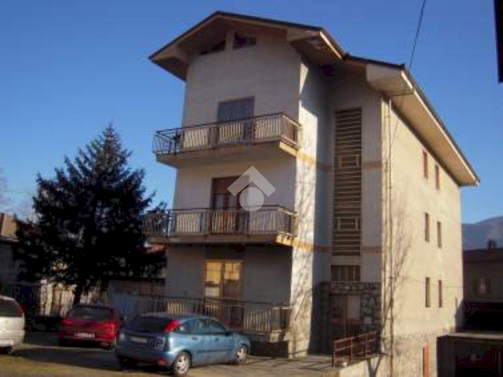 appartamento in vendita a Condove in zona Cascina