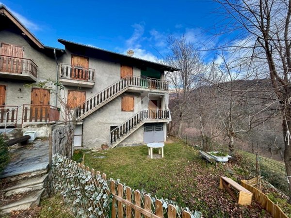casa indipendente in vendita a Condove in zona Magnoletto