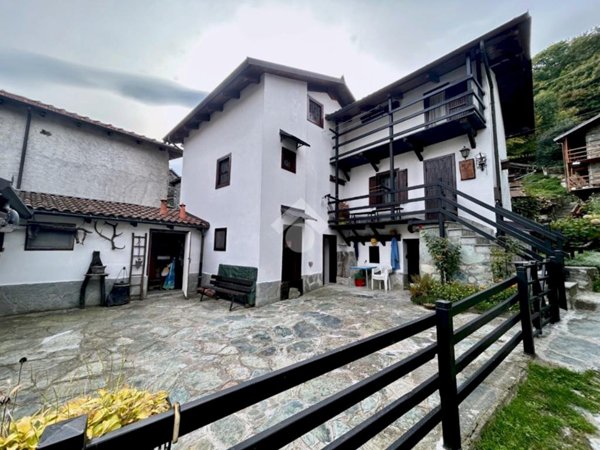 casa semindipendente in vendita a Condove in zona Lajetto