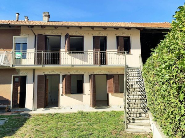 casa indipendente in vendita a Condove in zona Cascina