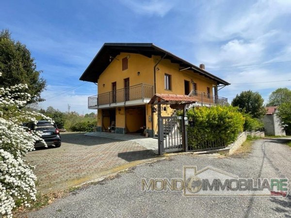 casa indipendente in vendita a Corio