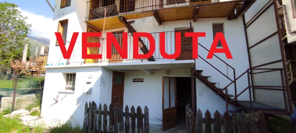 casa indipendente in vendita a Corio