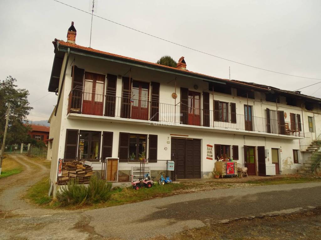 casa indipendente in vendita a Corio