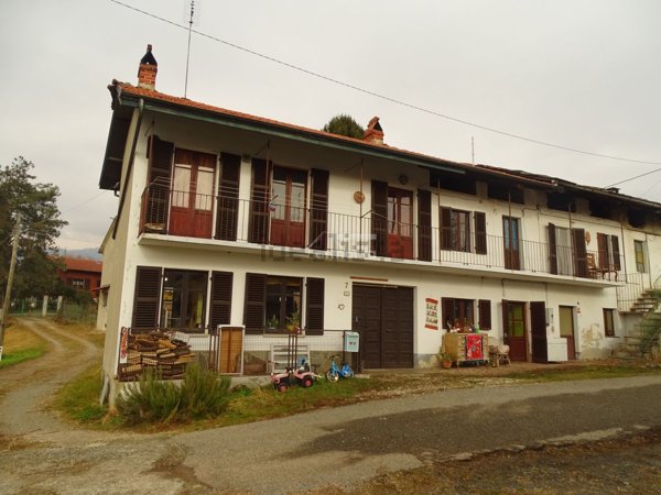 casa indipendente in vendita a Corio