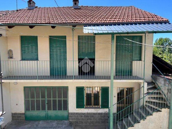 casa semindipendente in vendita a Corio in zona Benne
