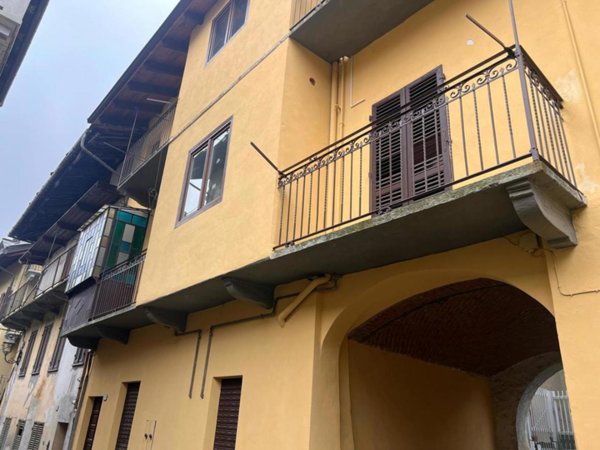 casa indipendente in vendita a Corio