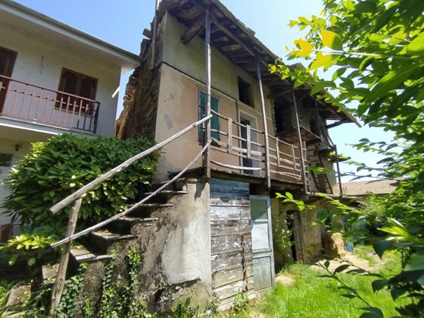 casa indipendente in vendita a Corio in zona Case Calvet