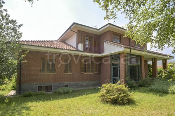 casa indipendente in vendita a Corio in zona Benne