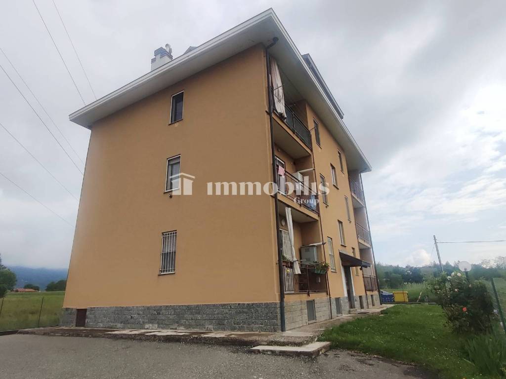 appartamento in vendita a Corio in zona Benne