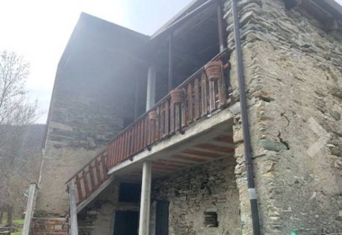 casa indipendente in vendita a Corio