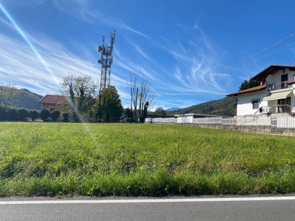 terreno edificabile in vendita a Corio