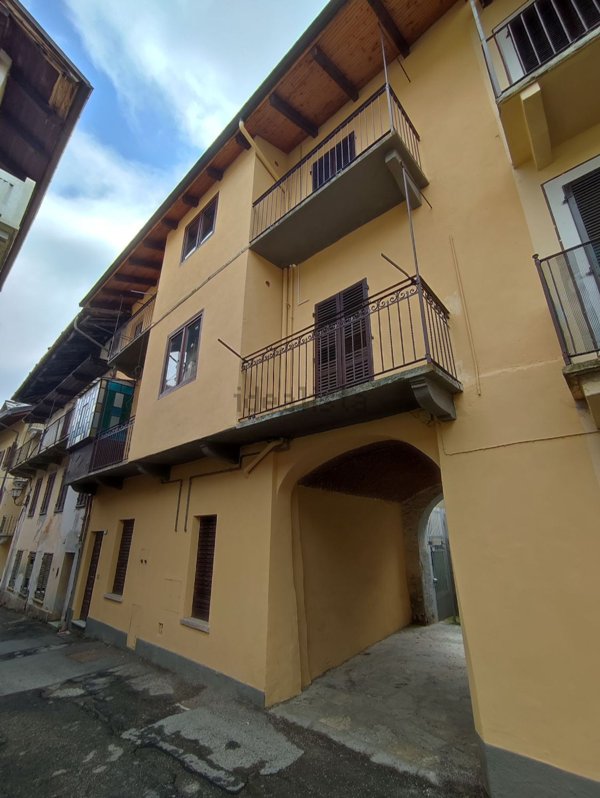 casa indipendente in vendita a Corio