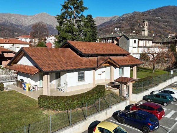 casa indipendente in vendita a Corio