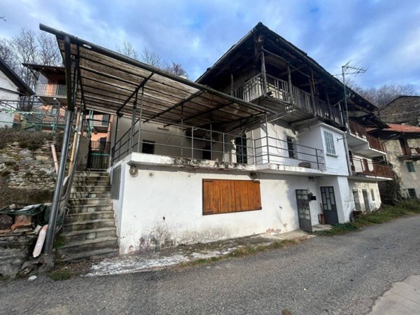 casa indipendente in vendita a Corio