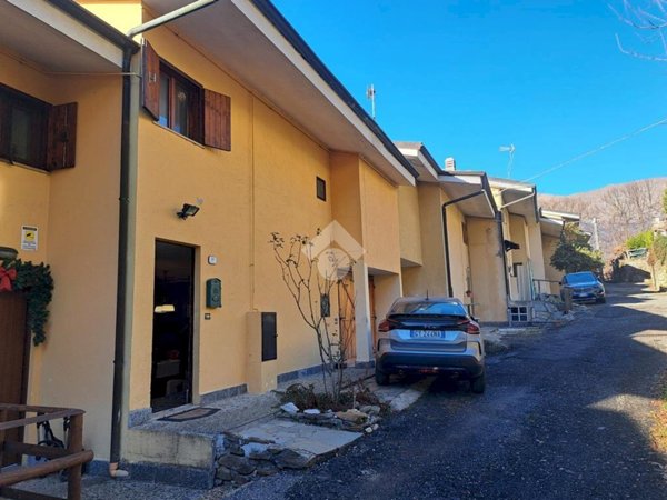 casa indipendente in vendita a Corio