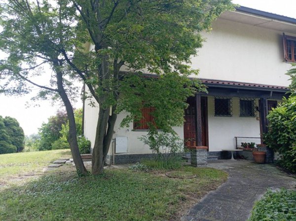 casa indipendente in vendita a Corio in zona Benne