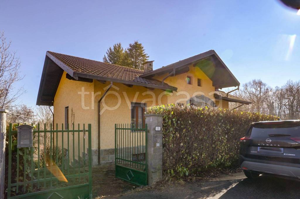 casa indipendente in vendita a Corio