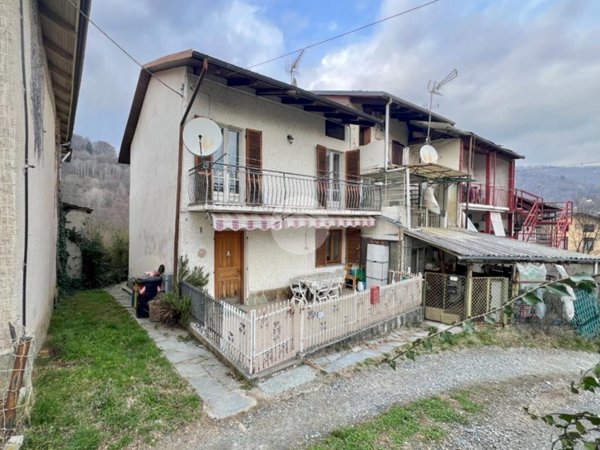 casa indipendente in vendita a Corio in zona Sant'Antonio