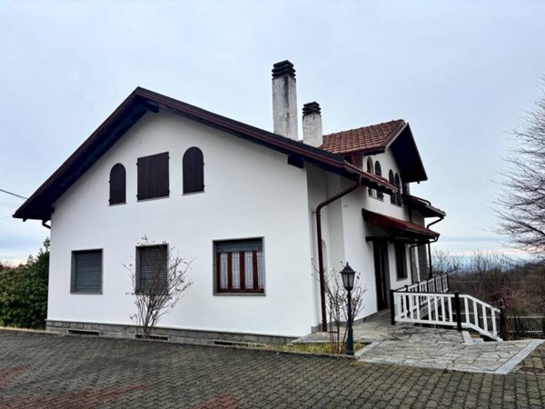 casa indipendente in vendita a Corio in zona Cudine